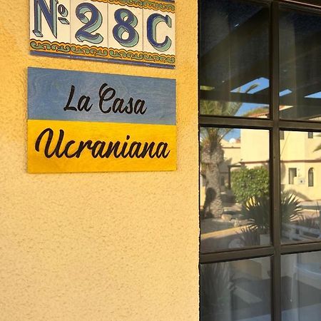 Casa Ucraniana Wi-Fi Fibra Apartment กอสตากาลมา ภายนอก รูปภาพ
